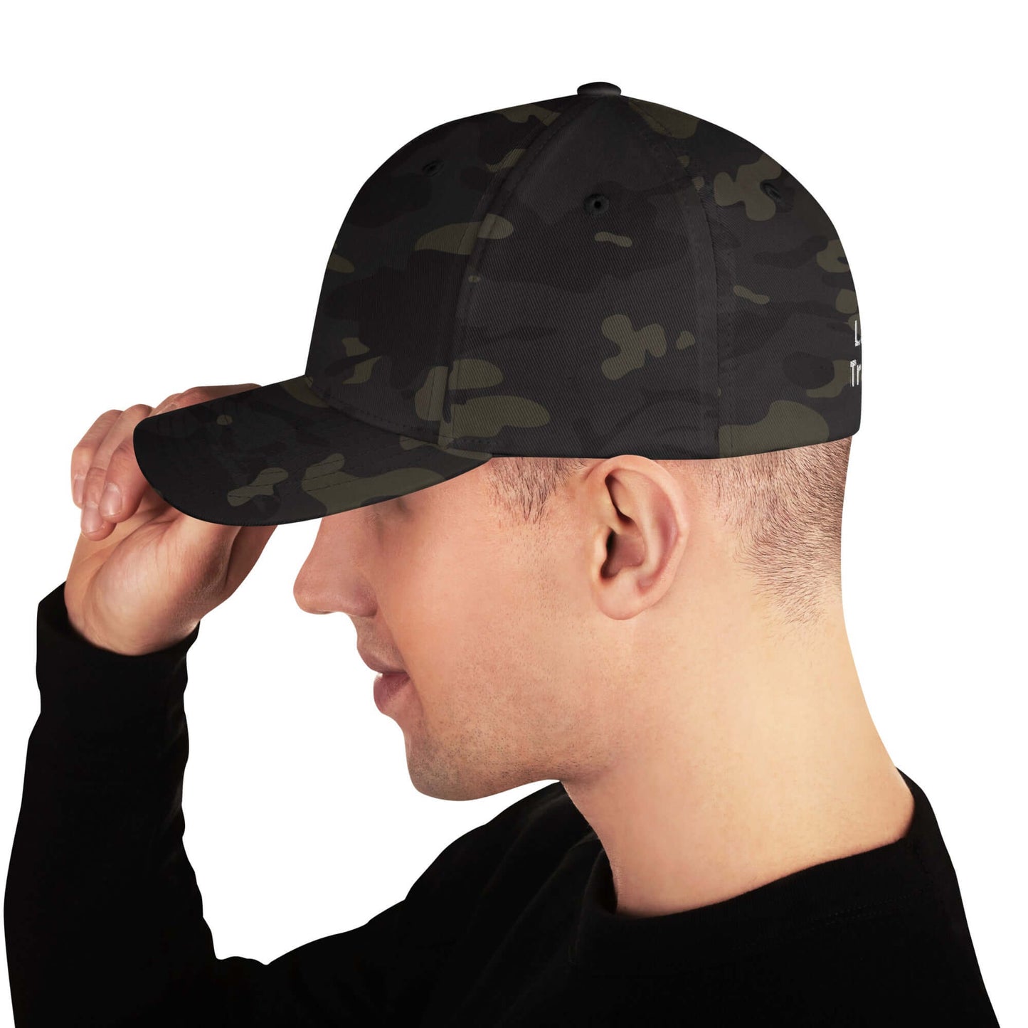 Layna Trailers Multicam Flexfit Cap – Stylish & Durable