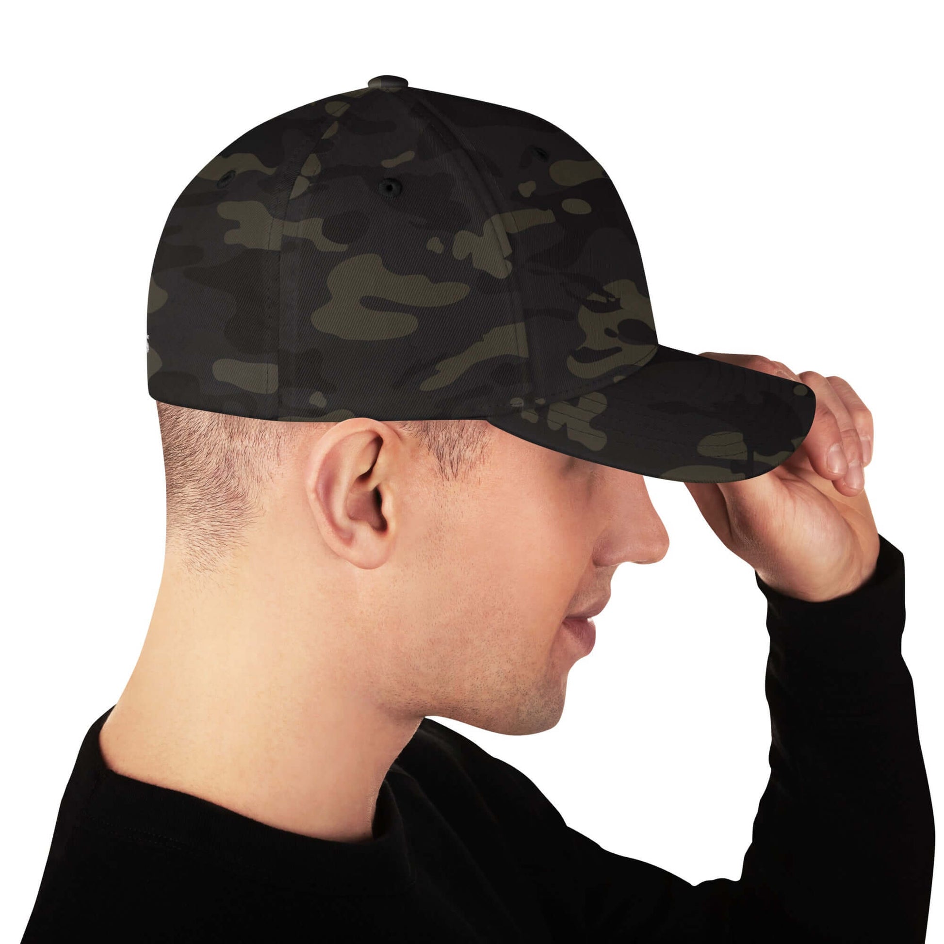 Layna Trailers Multicam Flexfit Cap – Stylish & Durable
